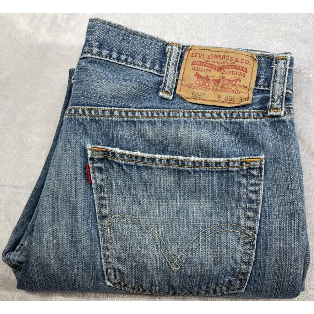 Vintage Levis 505 Zip Fly Straight Leg Distressed‎ Denim Jeans 38x32